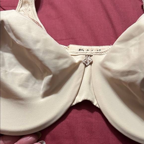 Bali 34DD Cream “Passion for Comfort” Underwire Minimizer Bra - Picture 5 of 6